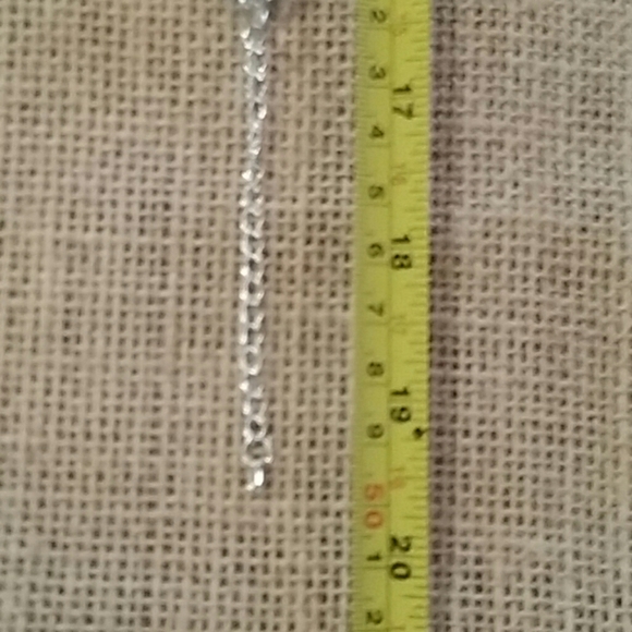 Beautiful choker... special occasions!! Silver - Picture 4 of 5